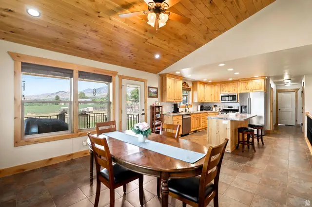 1557 E 2100 N, North Logan, UT 84341 - #2