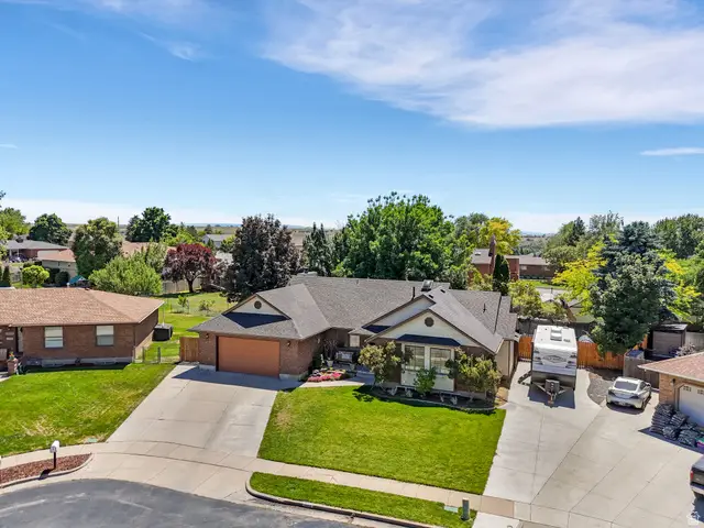5558 S 400 W, Washington Terrace, UT 84405 - #2