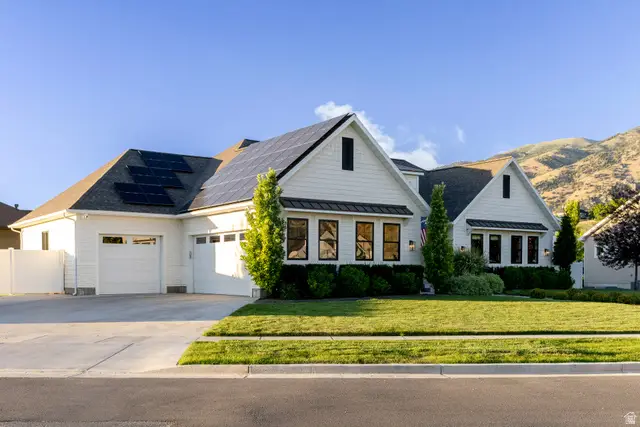423 E 25 N, Millville, UT 84326 - #2
