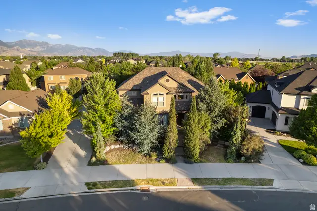 292 E Clubview Ln, Lehi, UT 84043 - #2