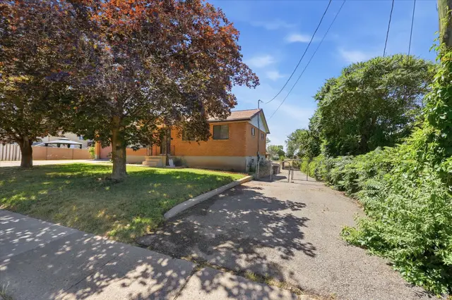 555 W 300 N, Clearfield, UT 84015 - #2