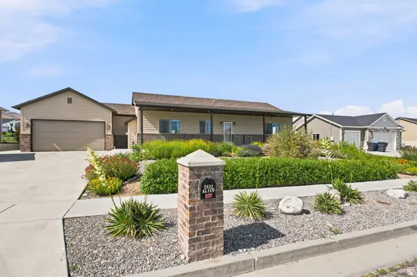 2622 W Valley View Dr, Tremonton, UT 84337
