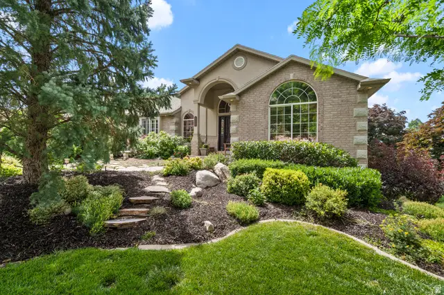 861 E 3450 N, North Ogden, UT 84414 - #3