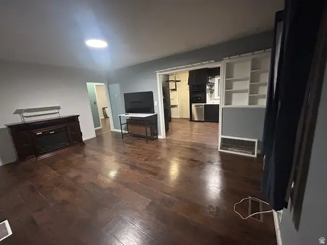Address Withheld By Seller, Murray, UT 84107 - #3