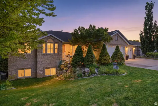 1407 E 5600 S, South Ogden, UT 84403 - #1