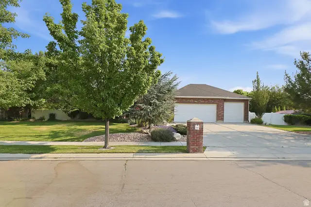 994 W Park Palisade Dr, South Jordan, UT 84095 - #2