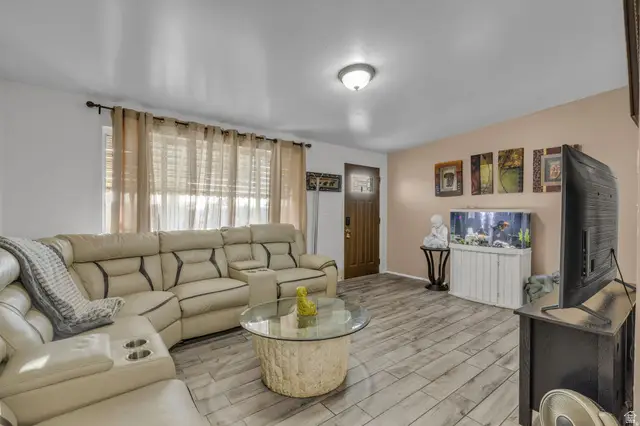 366 N 175 E, North Salt Lake, UT 84054 - #3