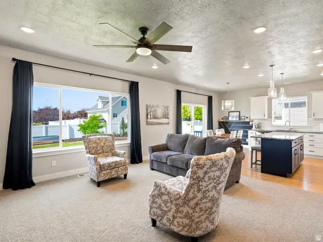 693 E 480 S, Hyrum, UT 84319 - #3