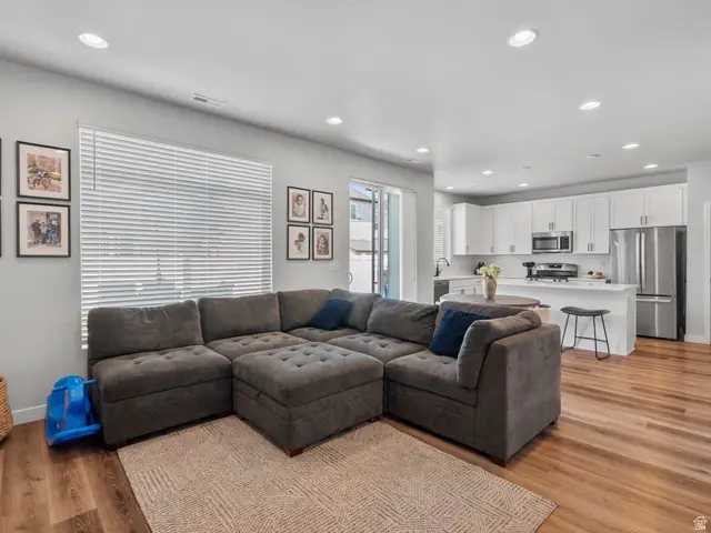 3062 S 2425 W, Syracuse, UT 84075 - #2