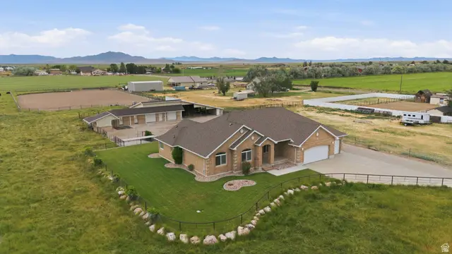 6643 W 5900 S, Hooper, UT 84315 - #1