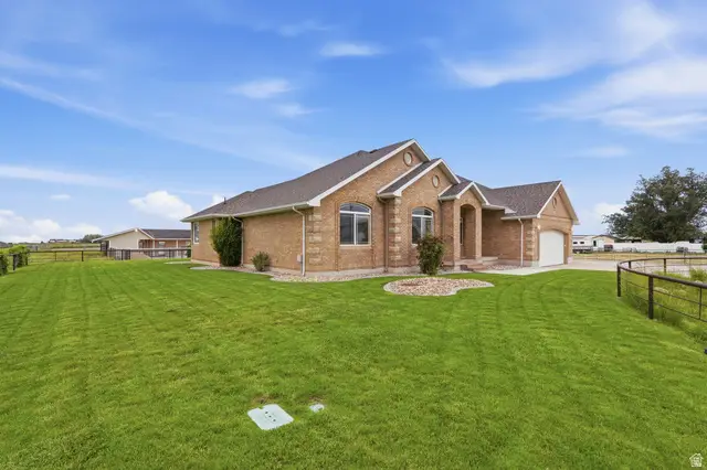 6643 W 5900 S, Hooper, UT 84315 - #2