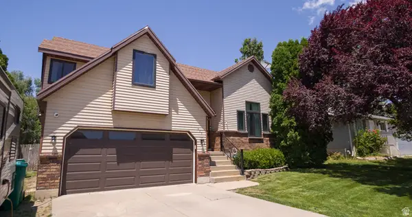 823 E Creekside Dr S, Layton, UT 84041