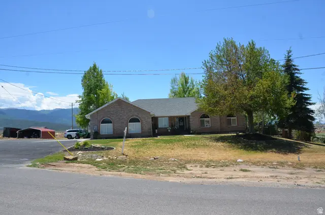 890 E 200 S, Mount Pleasant, UT 84647 - #1