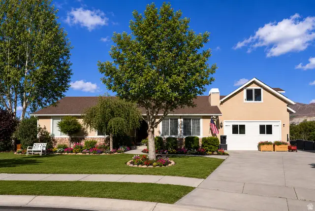 1518 W River Willow Ct, Bluffdale, UT 84065 - #1