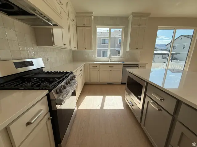 5394 N Honey Suckle Way, Eagle Mountain, UT 84005 - #3
