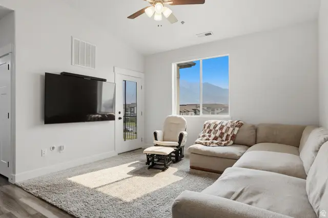 696 N 380 W #AA, Vineyard, UT 84059 - #3