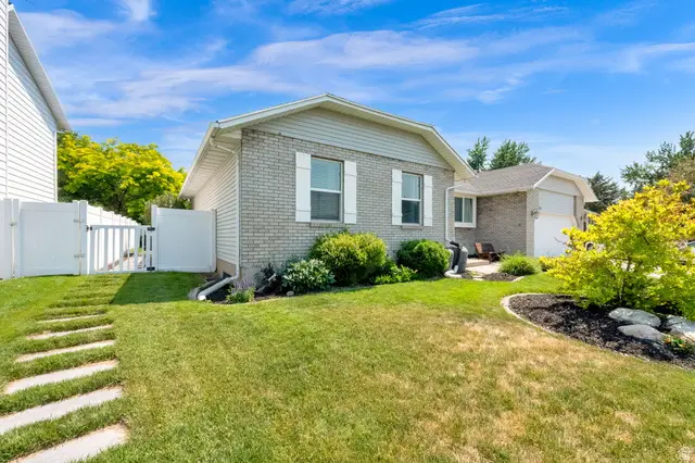 533 W 1850 N, Centerville, UT 84014 - #2