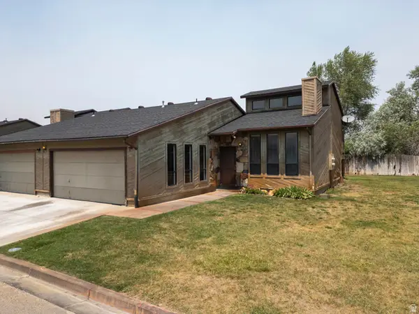32 Park Cir, Vernal, UT 84078