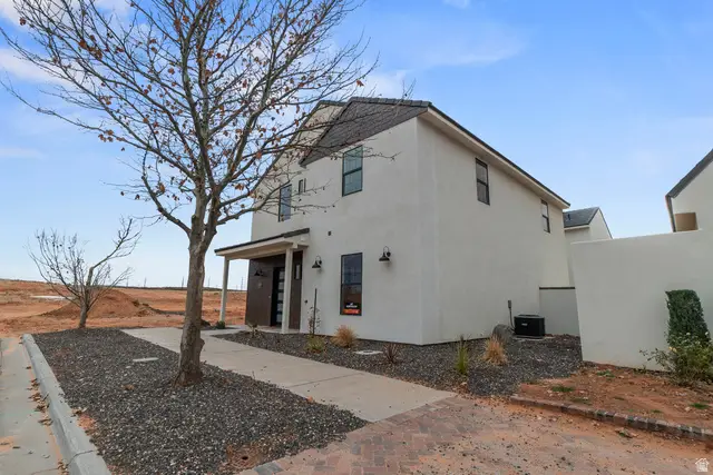 1614 S Oxford Rd, Hurricane, UT 84737 - #3