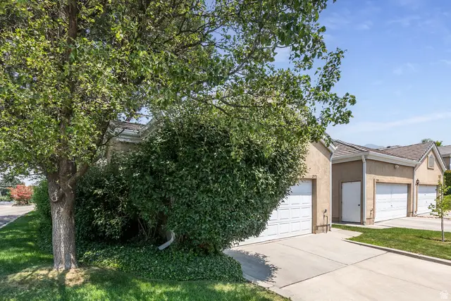 2374 E Summerspring Ln, Salt Lake City, UT 84124 - #3
