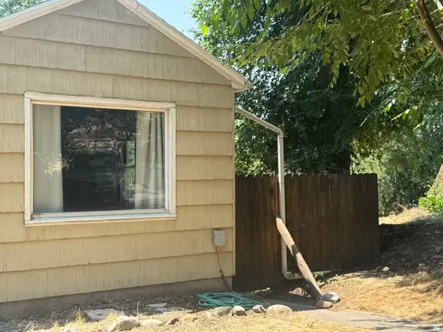 644 S Grand St, Salt Lake City, UT 84102 - #3