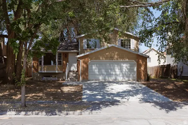 965 N Dorothea Way W, Salt Lake City, UT 84116
