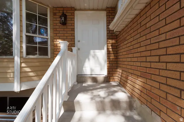 965 N Dorothea Way W, Salt Lake City, UT 84116 - #3