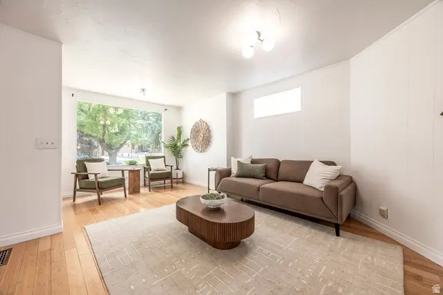 1050 S Denver St E, Salt Lake City, UT 84111 - #3