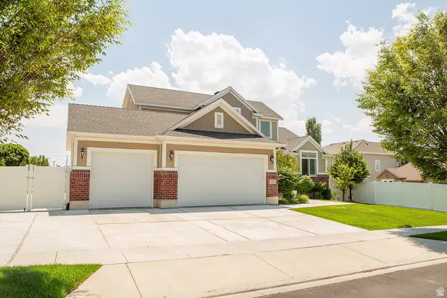 727 W Sandhill Dr, Lehi, UT 84043 - #2