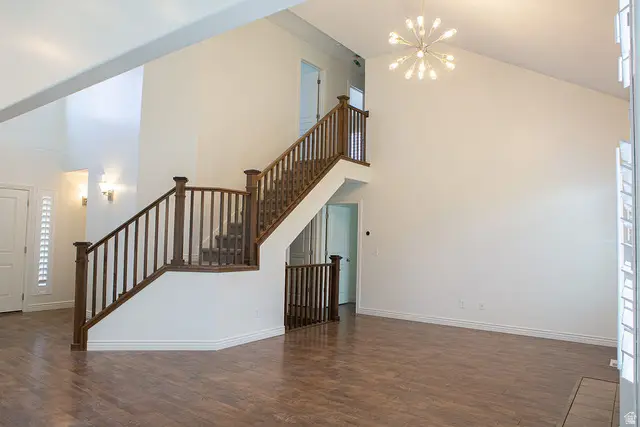 727 W Sandhill Dr, Lehi, UT 84043 - #3