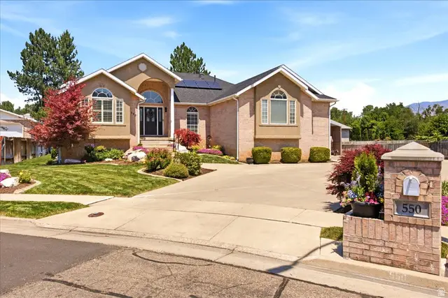 550 W 3950 S, Riverdale, UT 84405 - #1