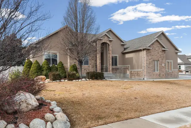 12472 S Freedom Hill Way, Herriman, UT 84096 - #3