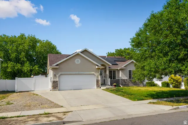 3436 W Downhill Rd S, Taylorsville, UT 84129 - #3