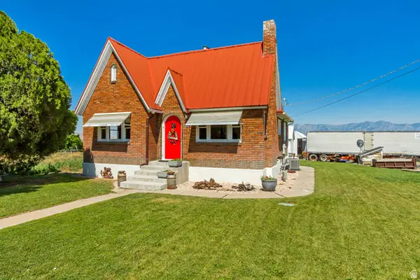 9074 N 11600 W, Penrose, UT 84337