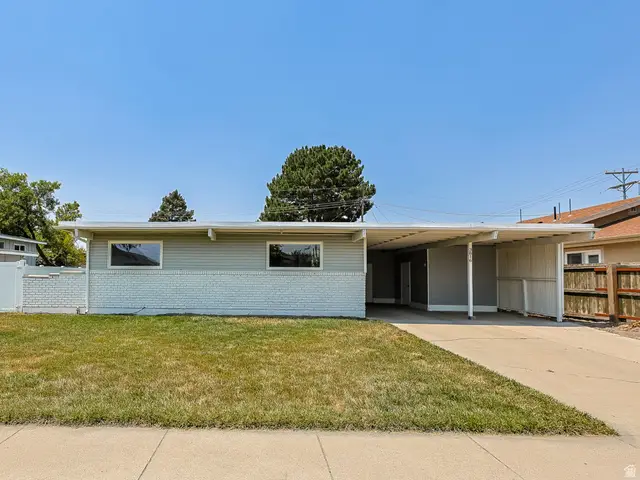 3816 S 2520 W, West Valley City, UT 84119 - #1