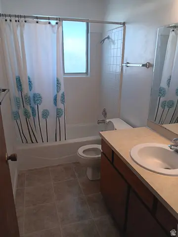 556 N Fairfield Rd #A-4, Layton, UT 84041 - #3