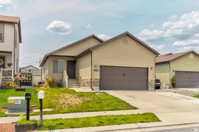 3787 N Tumwater Ln E, Eagle Mountain, UT 84005 - #1