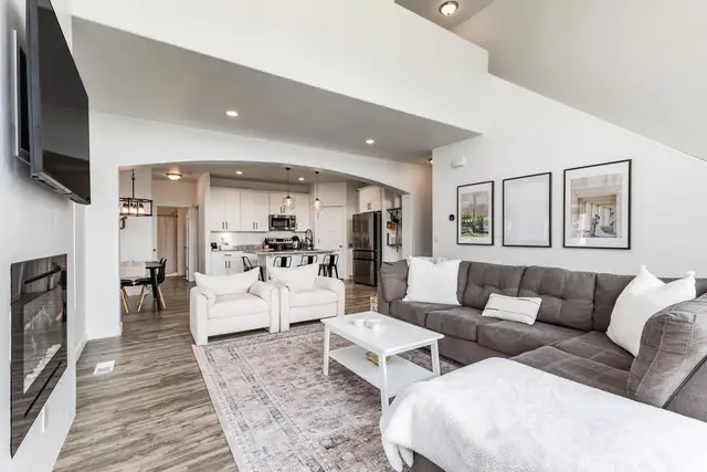 684 E 330 N, Vineyard, UT 84059 - #2