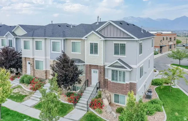 1954 N Hillcrest Rd, Saratoga Springs, UT 84045 - #3