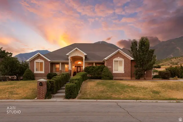 794 N Valley View Cir E, Elk Ridge, UT 84651 - #1