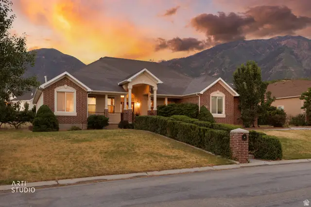 794 N Valley View Cir E, Elk Ridge, UT 84651 - #2