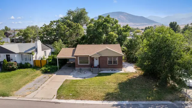 8637 W Helen Dr S, Magna, UT 84044 - #2