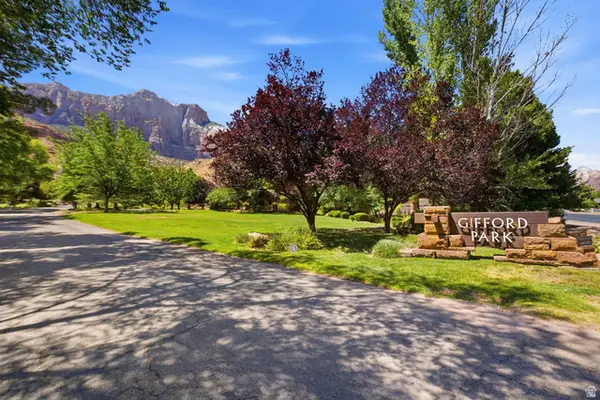 101 Gifford Dr, Springdale, UT 84767