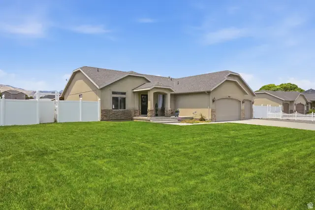 13524 S Grand Trotter Way, Herriman, UT 84096 - #2