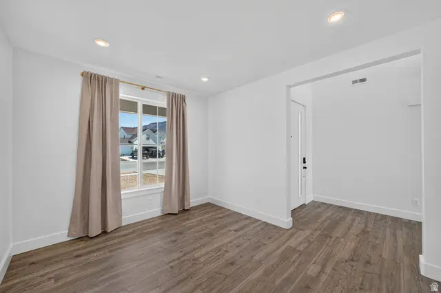 2391 W 2950 N, Farr West, UT 84404 - #2