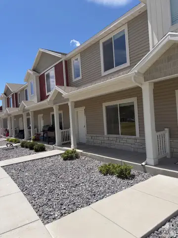 427 S 1540 E, Hyrum, UT 84319 - #1