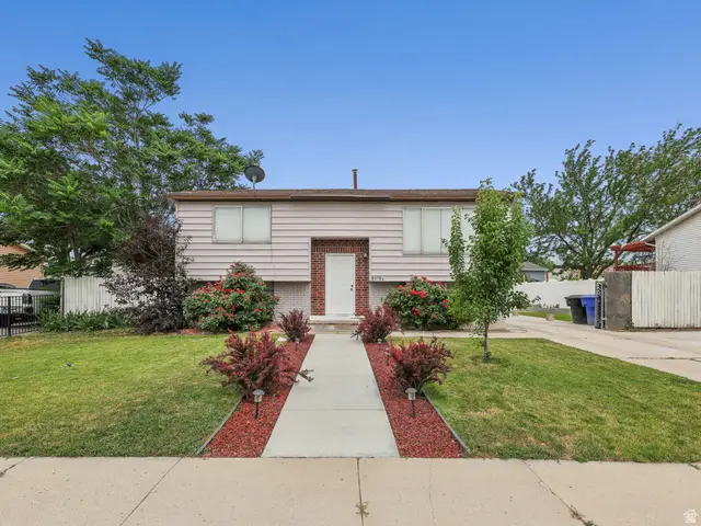 8129 W Armoridge Ln S, Magna, UT 84044 - #1