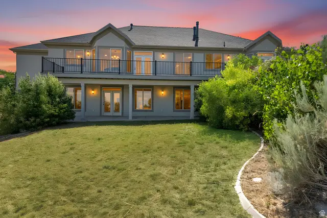 548 S Lofty Ln E, North Salt Lake, UT 84054 - #3