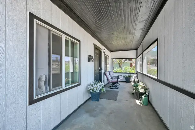 350 35th St S, Ogden, UT 84401 - #3