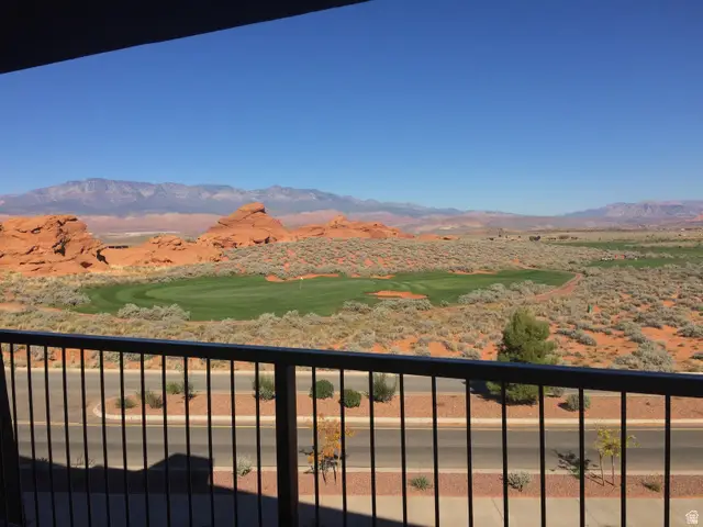5260 N 5260 W Villas West Dr 3-302 W, Hurricane, UT 84737 - #2